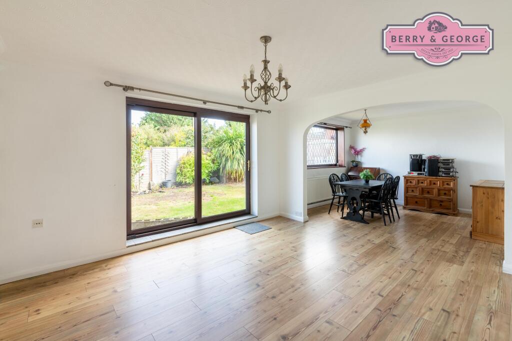 Megs Lane, Buckley, Flintshire, CH7 2AG photo 2