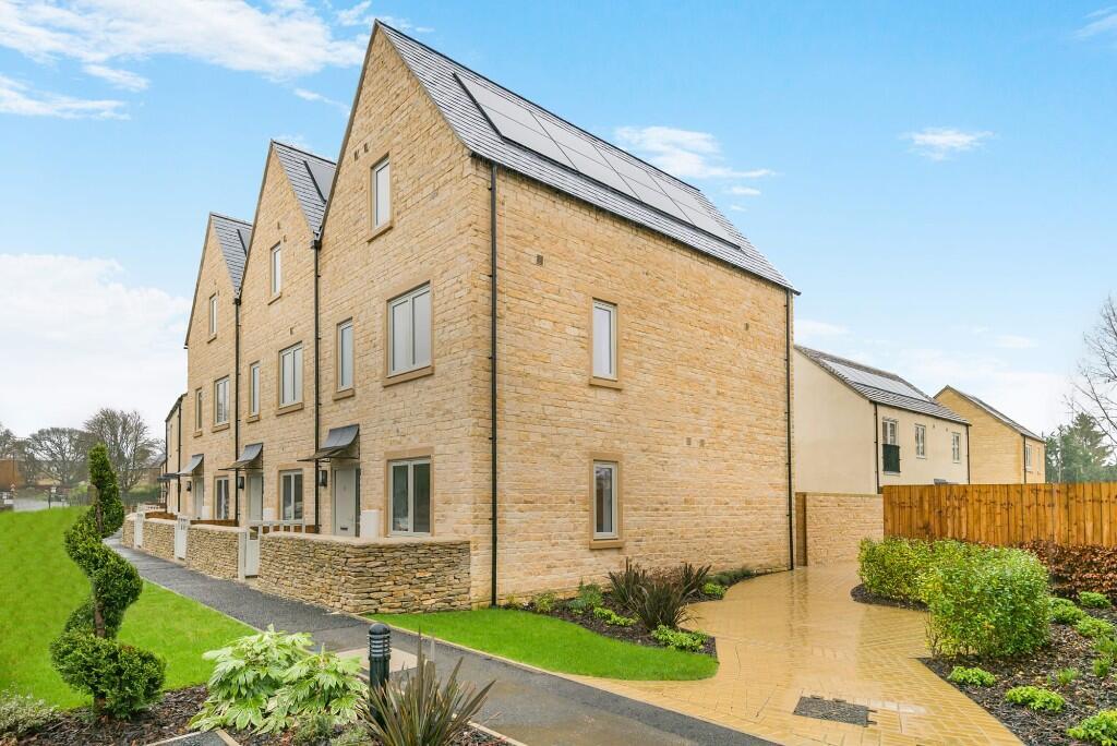 Main image of property: The Limes, 
London Road, 
Tetbury, 
Gloucestershire, 
GL8 8HW