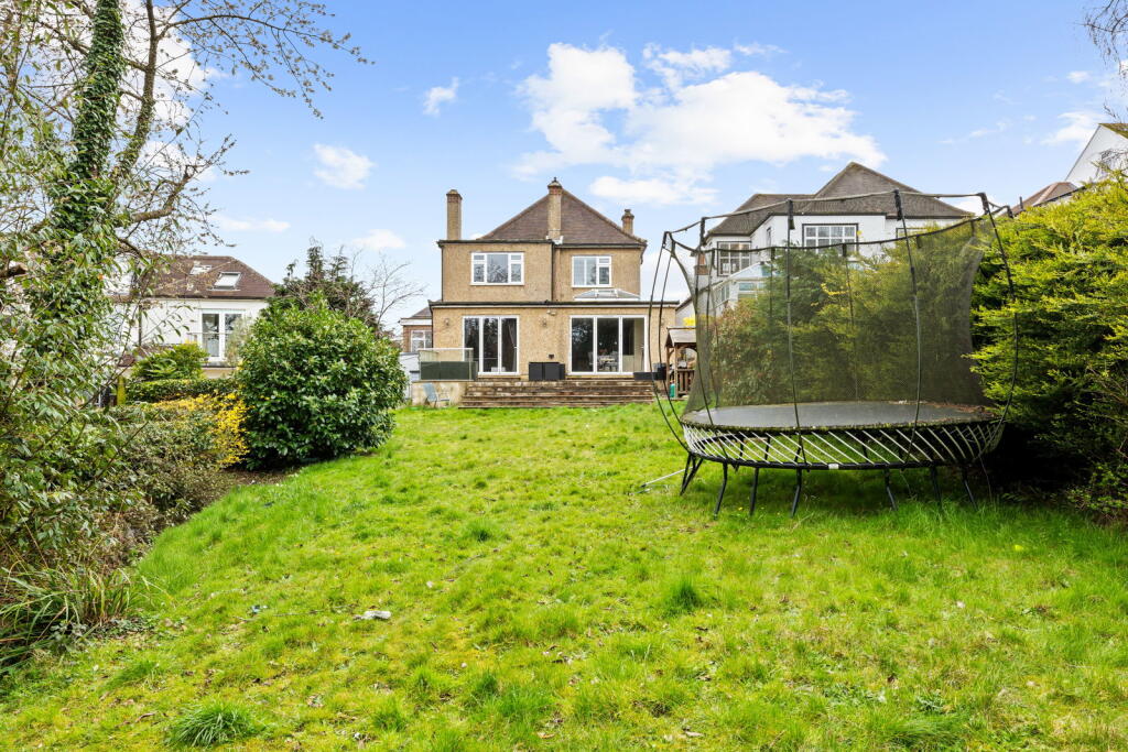 Main image of property: Onslow Gardens, South Croydon, CR2 9AT