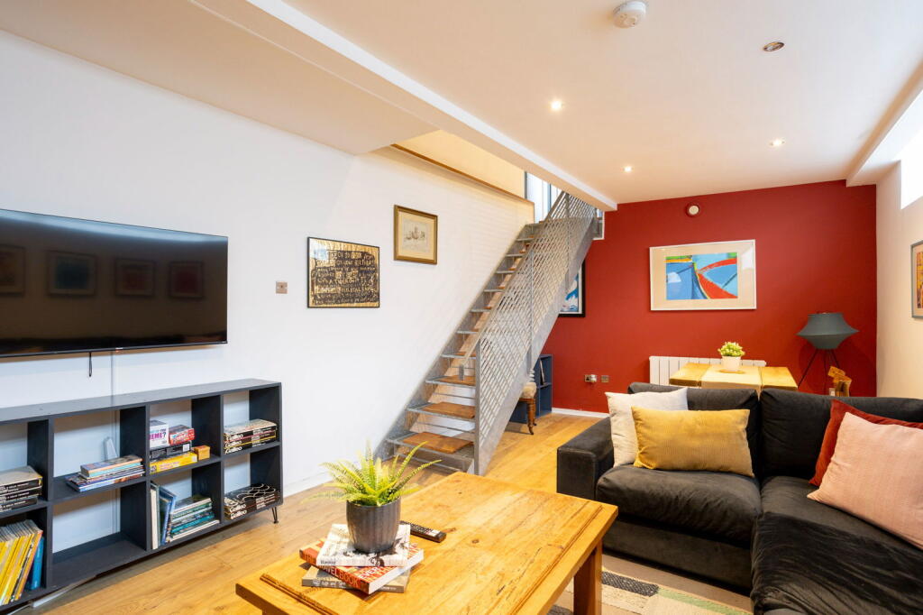Main image of property: Holgate Road, York, YO24 4AA