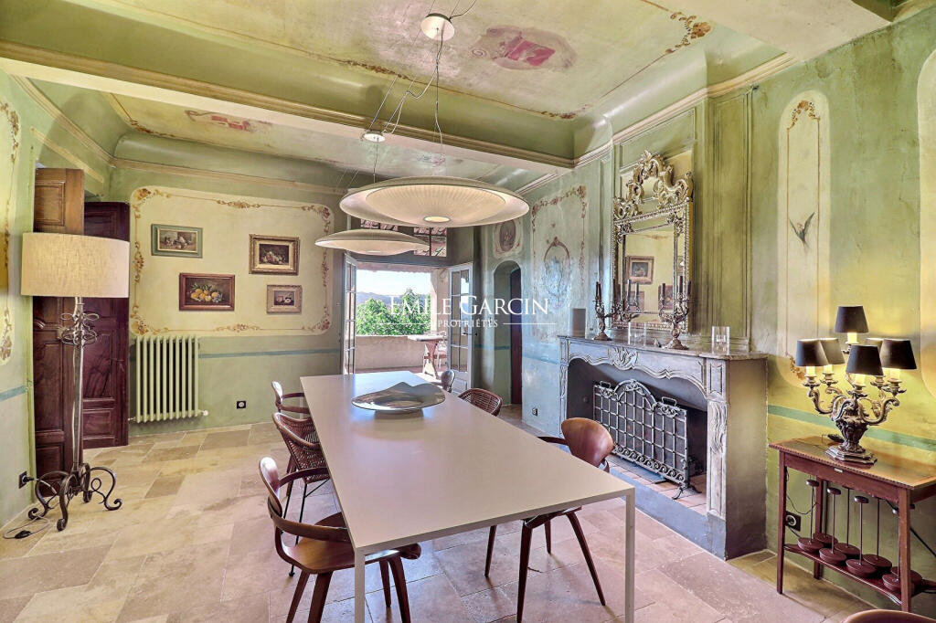 Main image of property: Provence-Alps-Cote d`Azur, Vaucluse, Cadenet