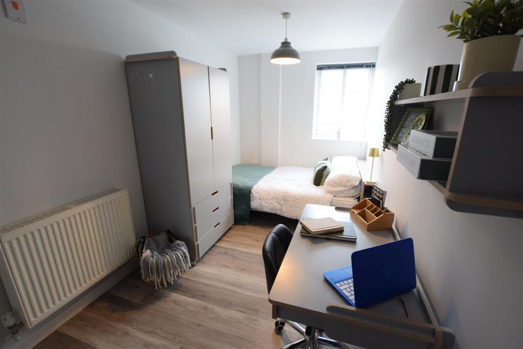 Apartment in Lincoln - View 4