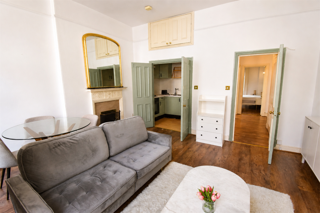 Main image of property: Nottingham Place, W1U