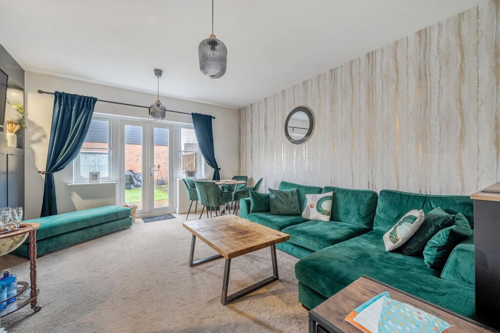 Fulmar Crescent, Bracknell, RG12 photo 3