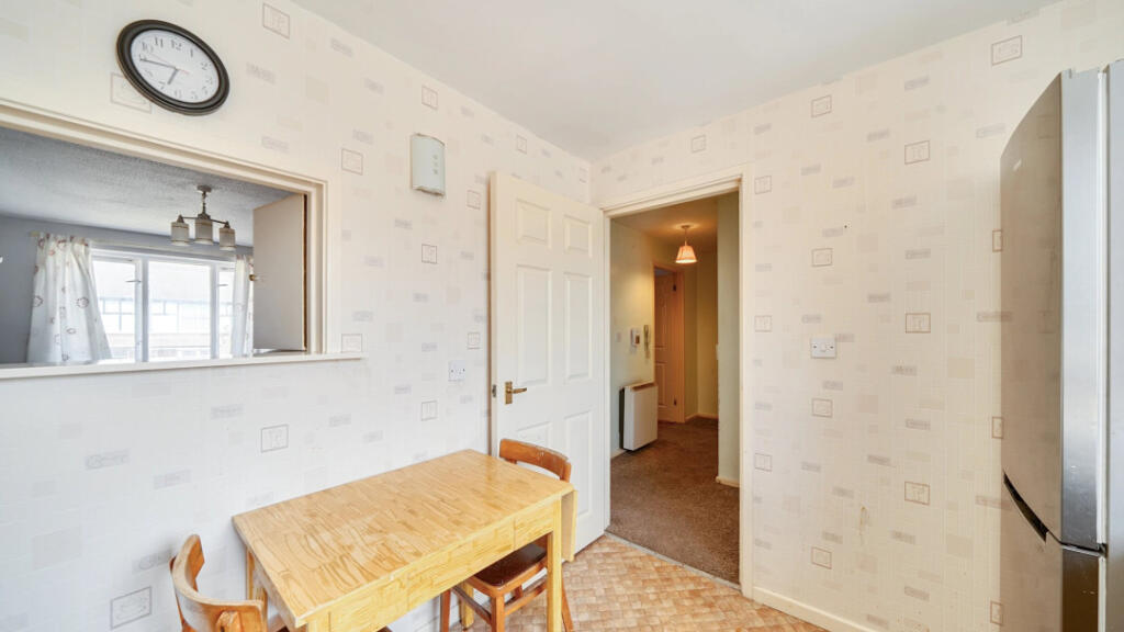 Apartment in Bridlington, East Riding of Yorkshire - View 4