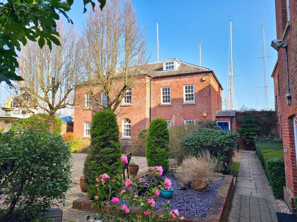 Main image of property: Frobisher Court, Maritime Avenue, SO40