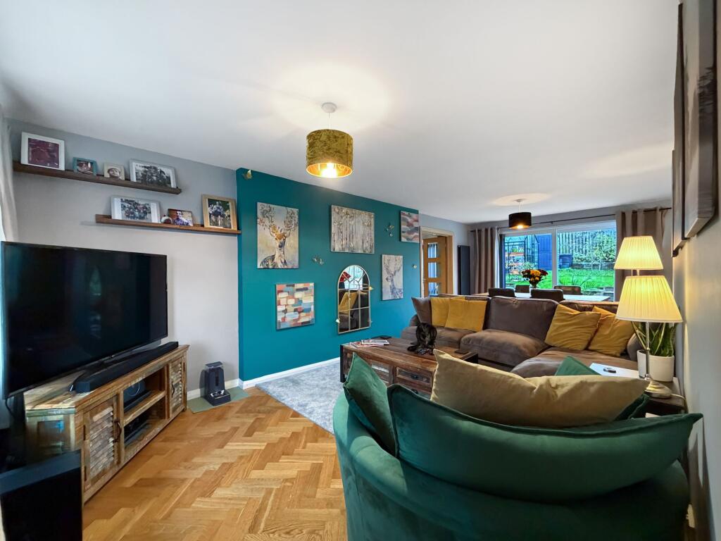 Bryn Siriol, Caerphilly, CF83 photo 5