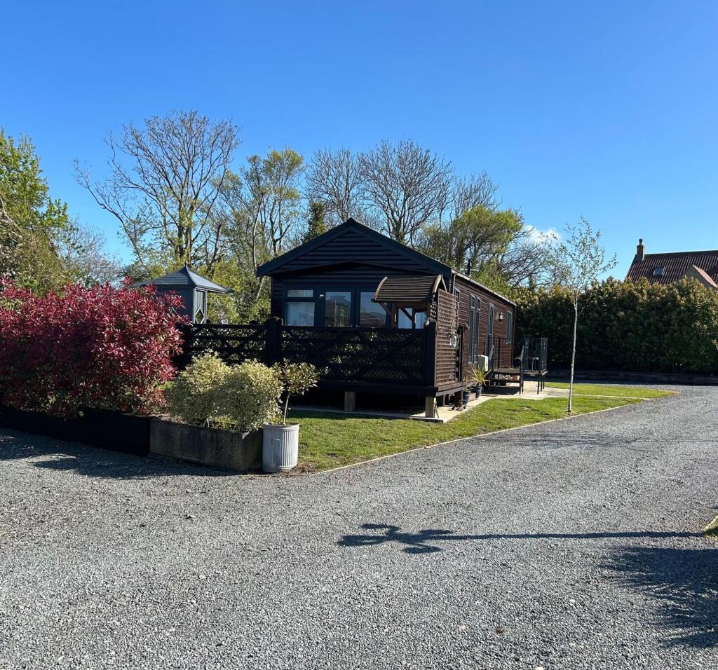 Main image of property: Longleys Retreat, Padmoor Lane, DN21