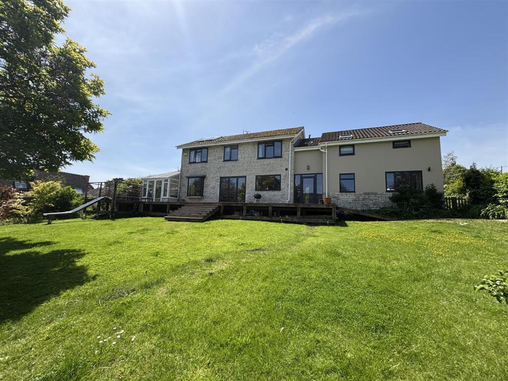 House in North Chideock, Chideock, Dorset - View 3