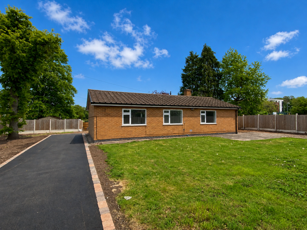 Main image of property: Lincoln Grove, Radcliffe-On-Trent
