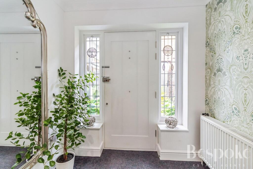 Sussex Lane, Spencers Wood, RG7 - View 6