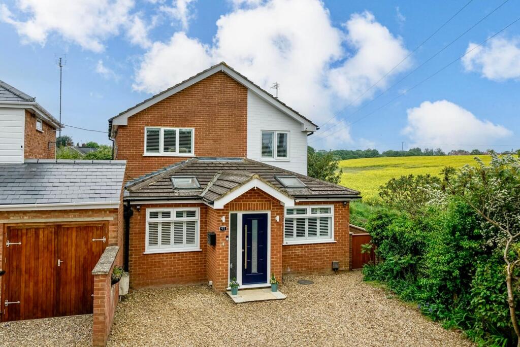 Main image of property: Dunstable Road, Caddington, LU1