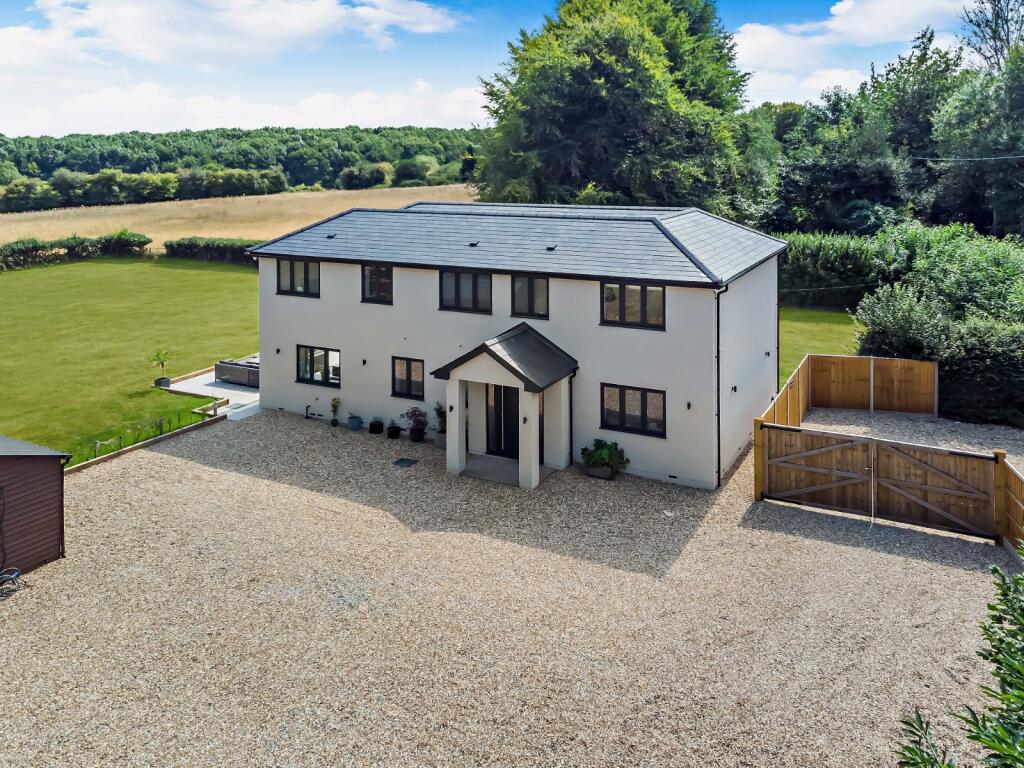 5 bedroom detached house for sale in Goathurst Common, Ide Hill ...