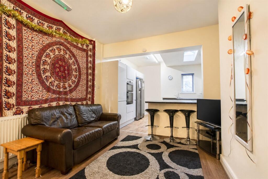 House in Birmingham, Bournbrook - View 2