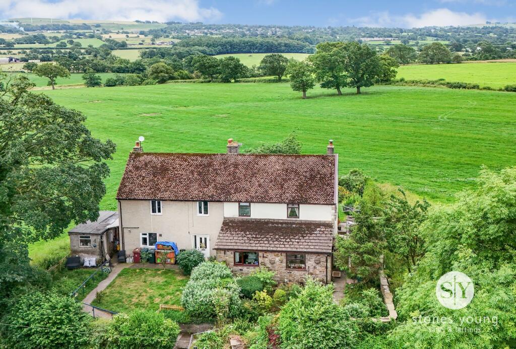 House in Ribble Valley, Dinckley - View 2