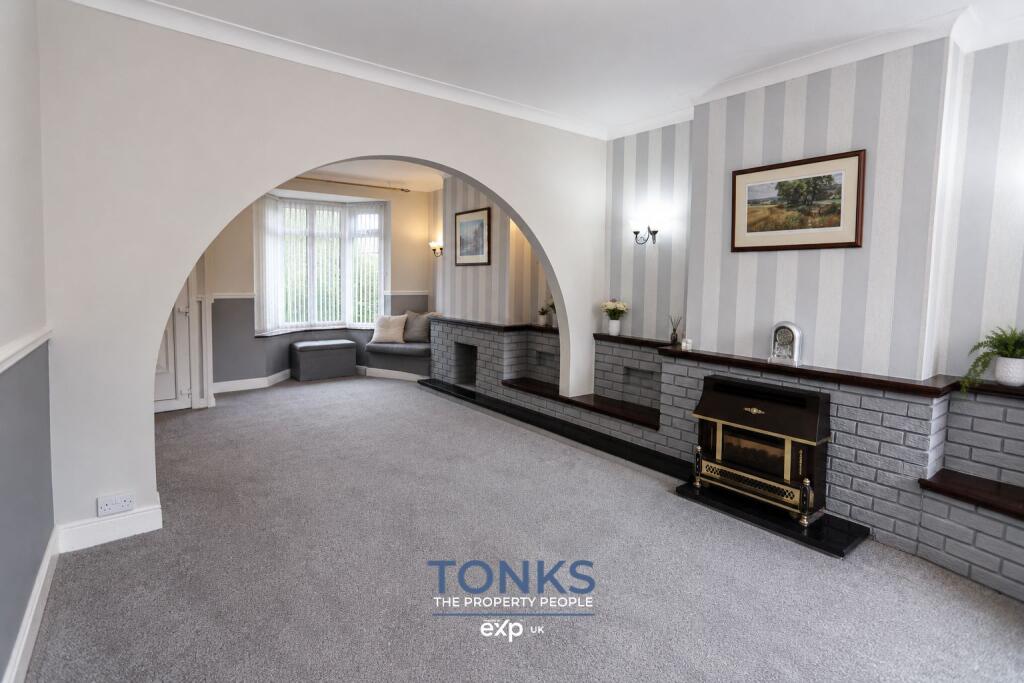House in Sandwell, West Midlands - View 2