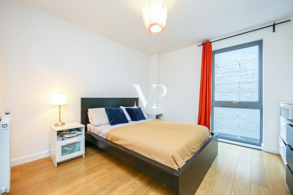 Apartment in London, Poplar - View 4