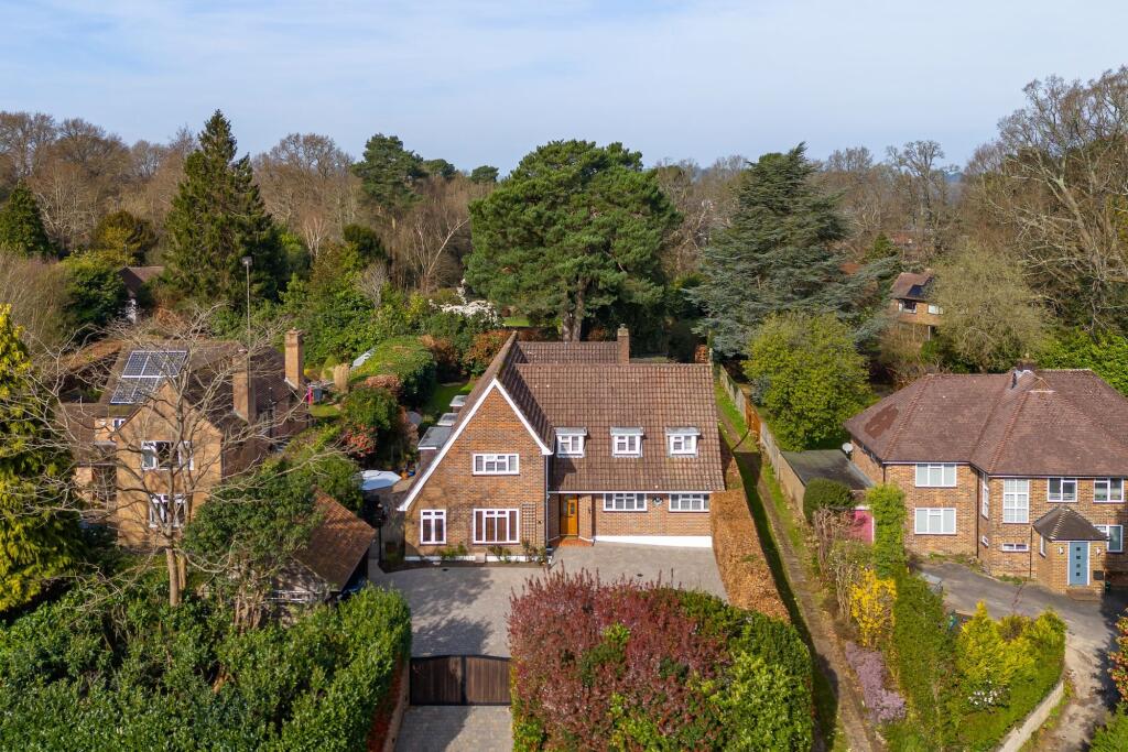 Main image of property: Oathall Road, Haywards Heath, RH16