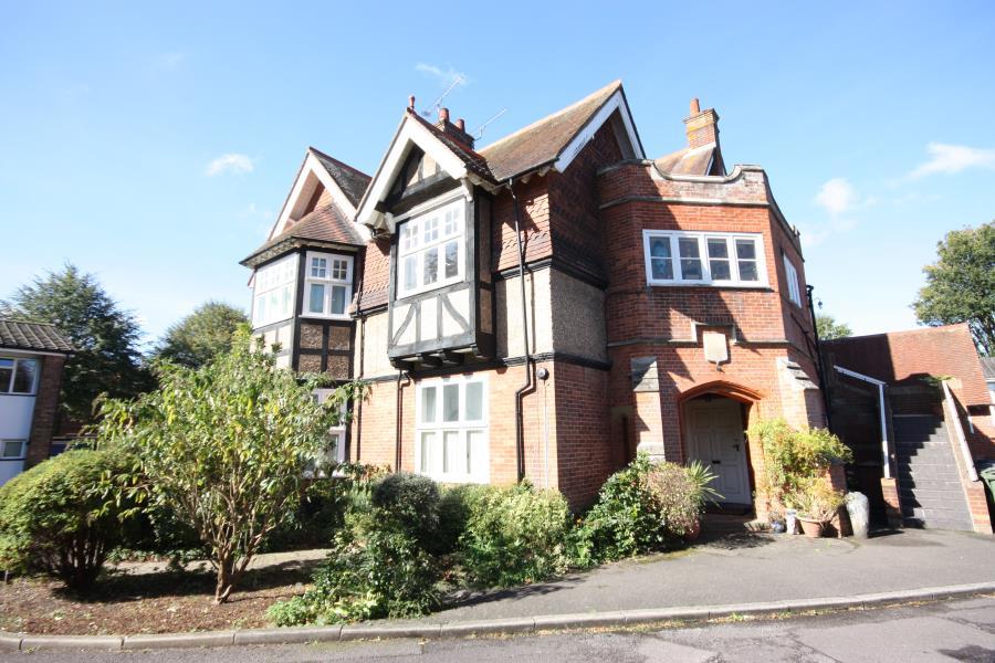 Main image of property: London Road
