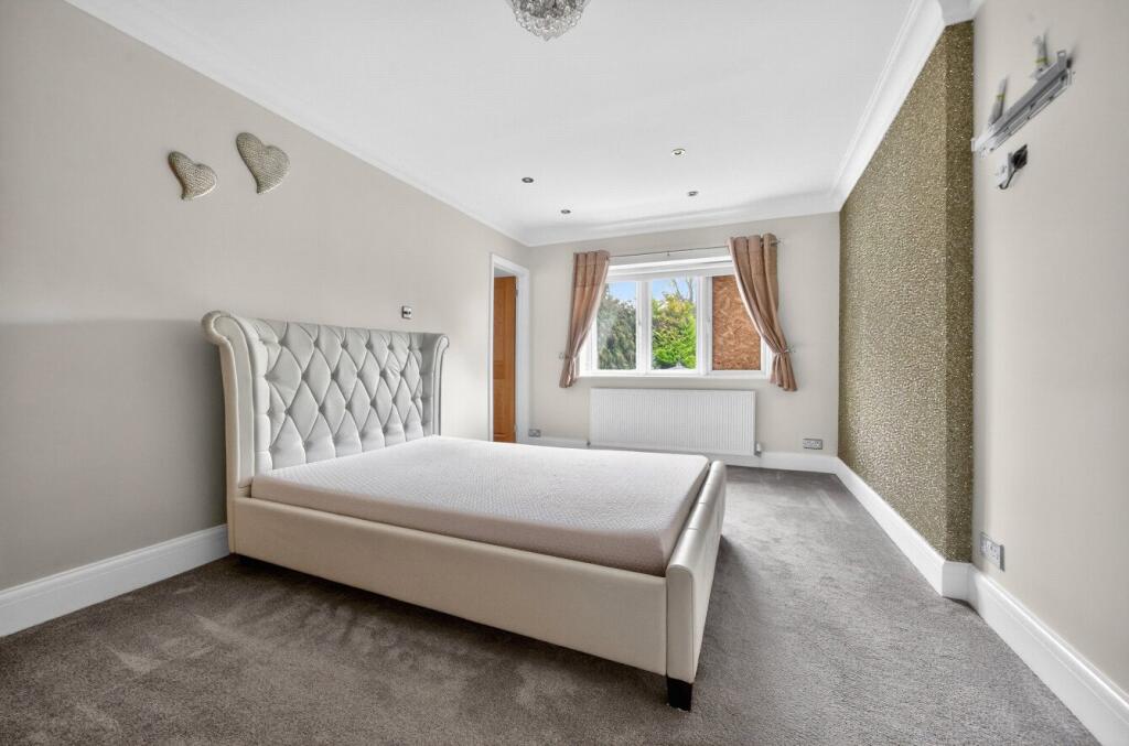Additional image 29 of Bradmore Way, Brookmans Park, Hatfield, Hertfordshire, AL9