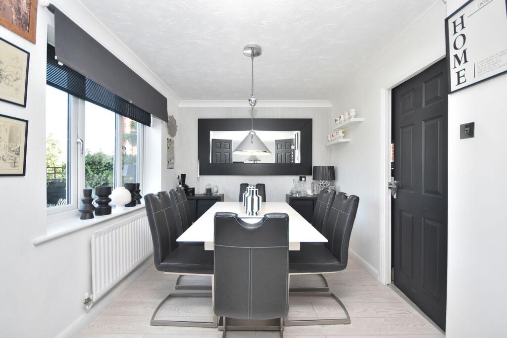 House in Northampton - View 5