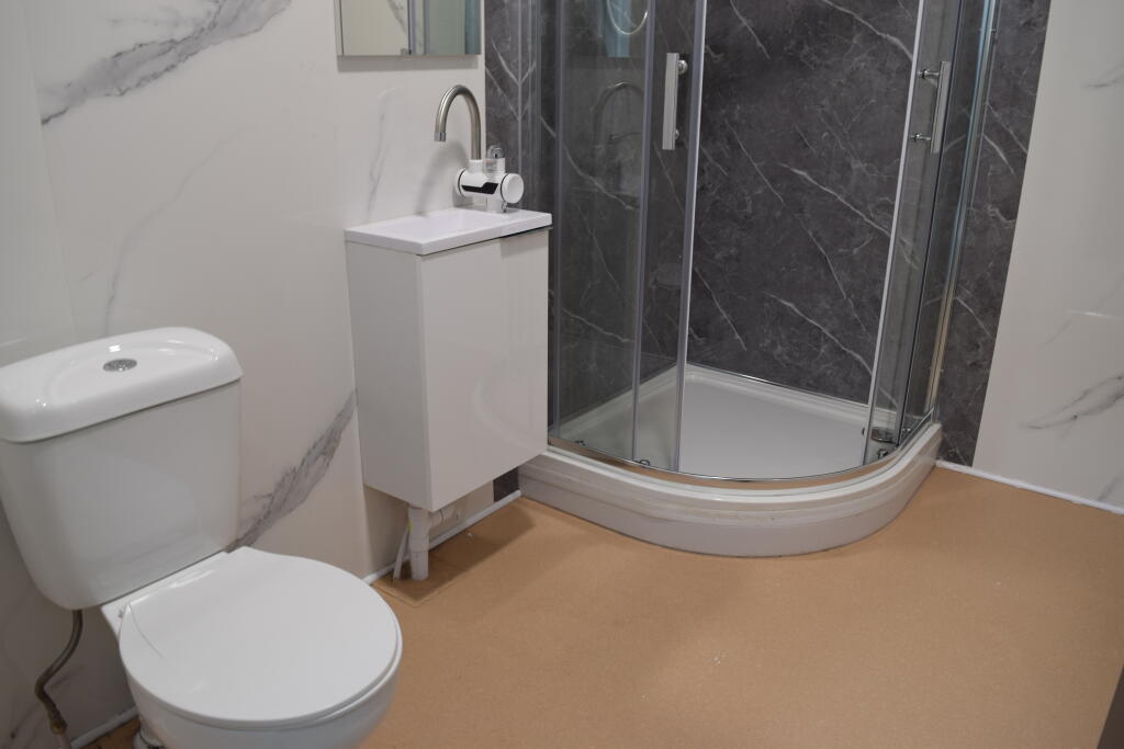 Apartment in Blackburn - View 5