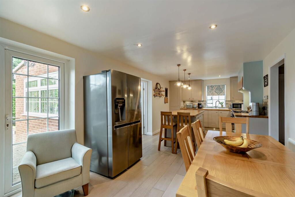 House in Maidstone, Allington - More