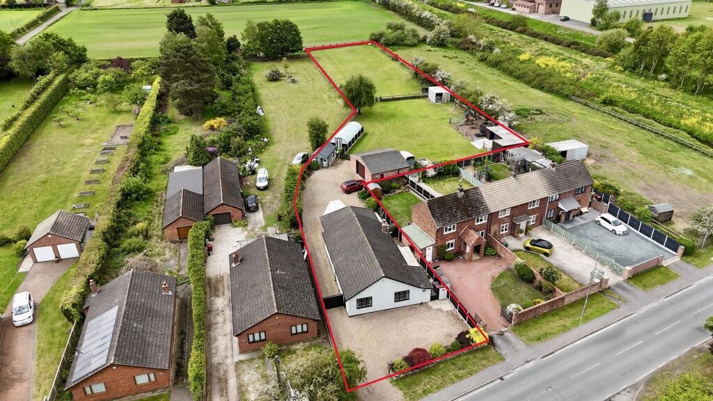 Main image of property: Sandtoft Road, Belton, DN9