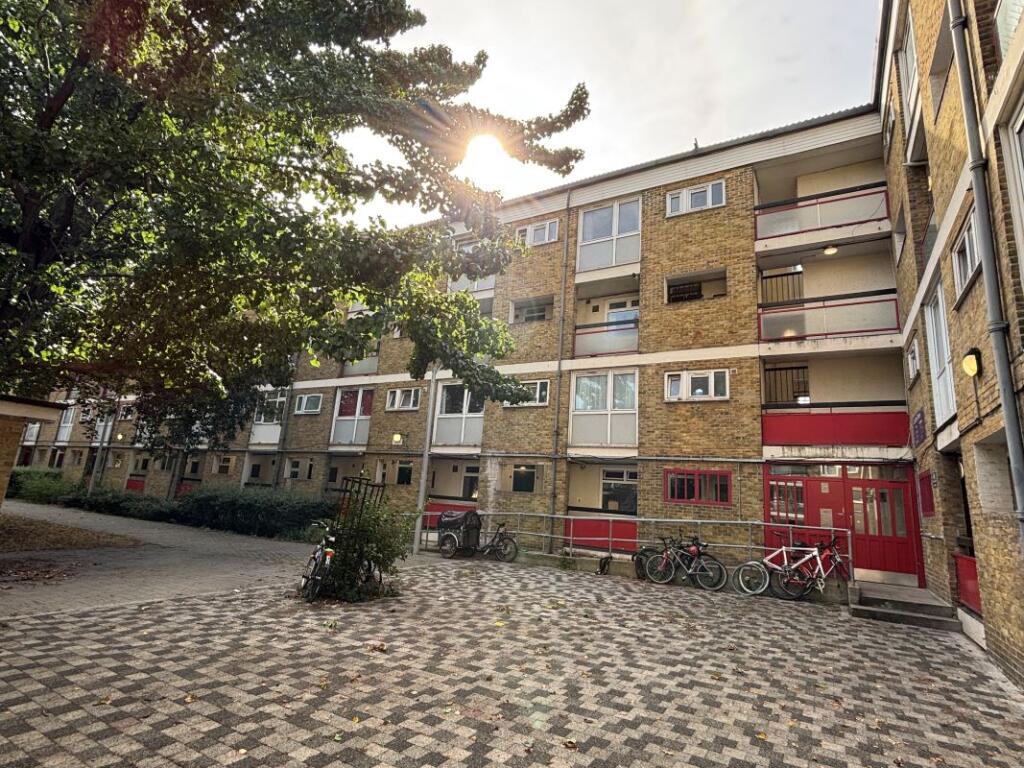 Main image of property: 27 Locton Green, Ruston Street, London, E3 2LP