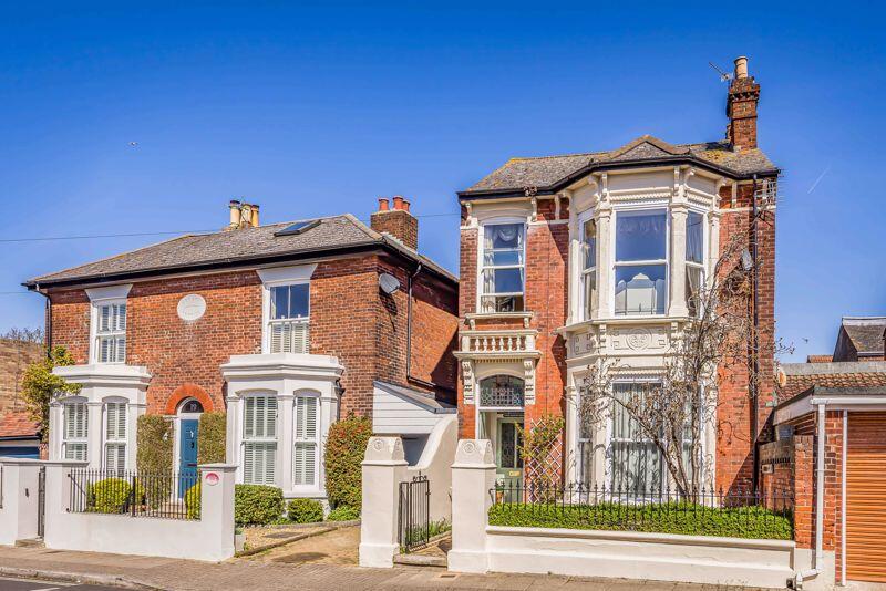 5-bed detached on Hamilton Road, Southsea , £750,000