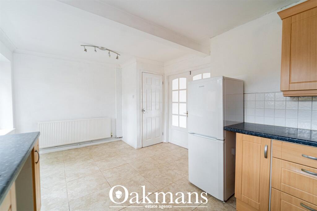 House in Bromsgrove, Catshill and North Marlbrook CP - More