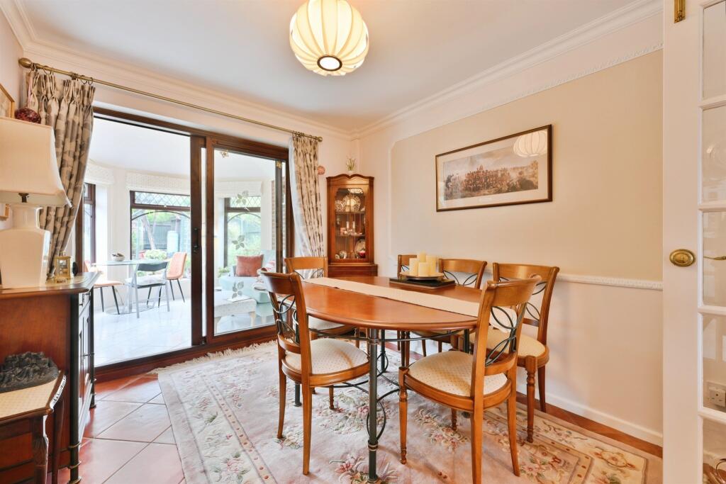 House in St Albans - View 4