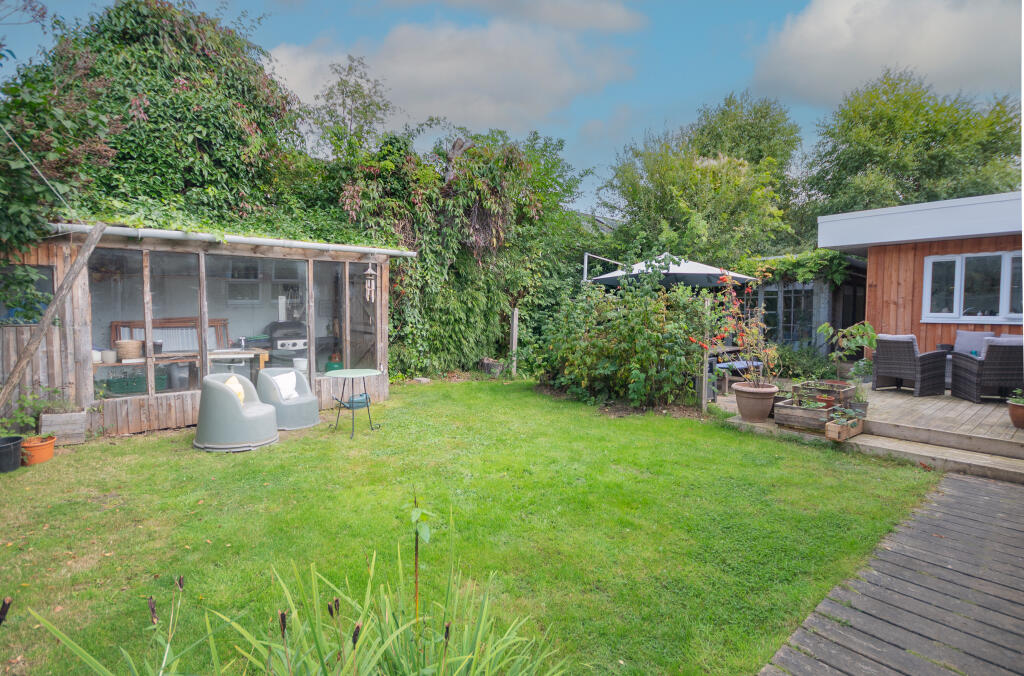 House in Falkirk, Stirling - View 4