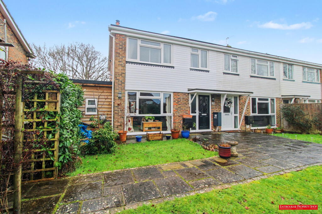 Main image of property: Lynholm Road,Polegate,BN26 6JR