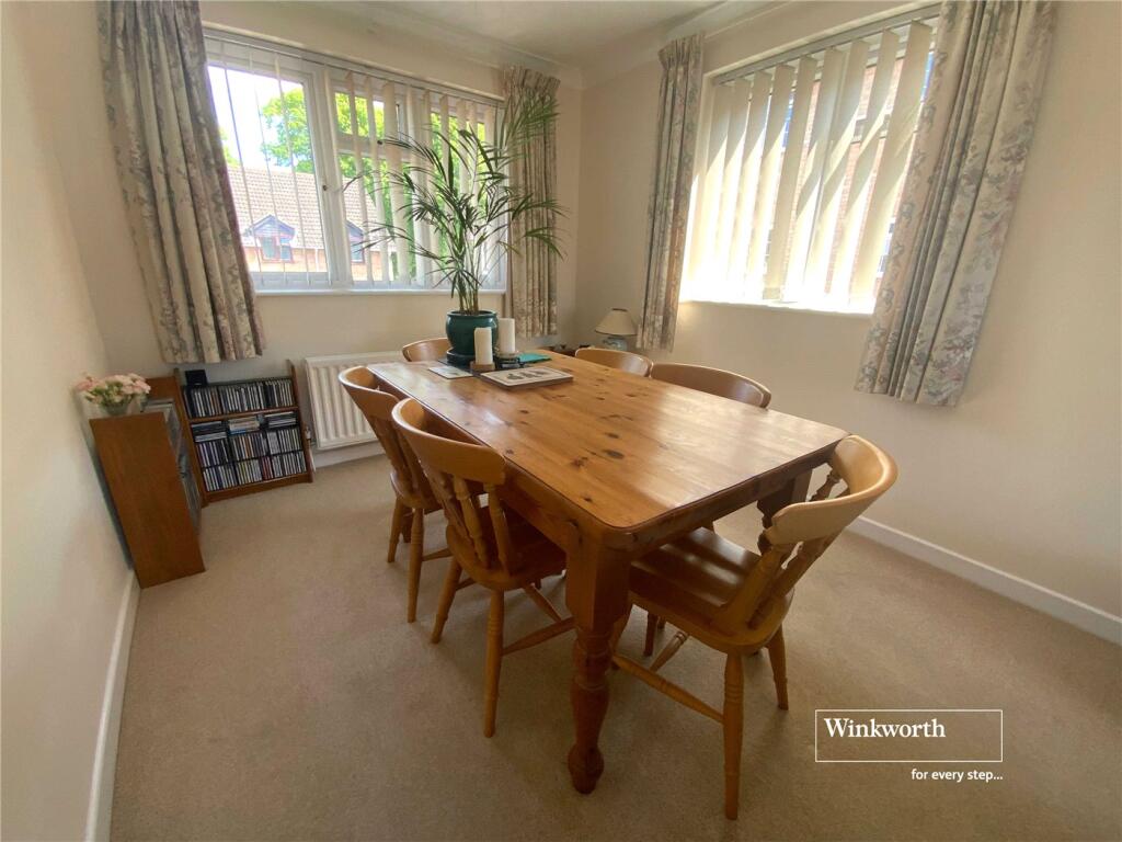 Anchor Close, Christchurch, Dorset, BH23 photo 4