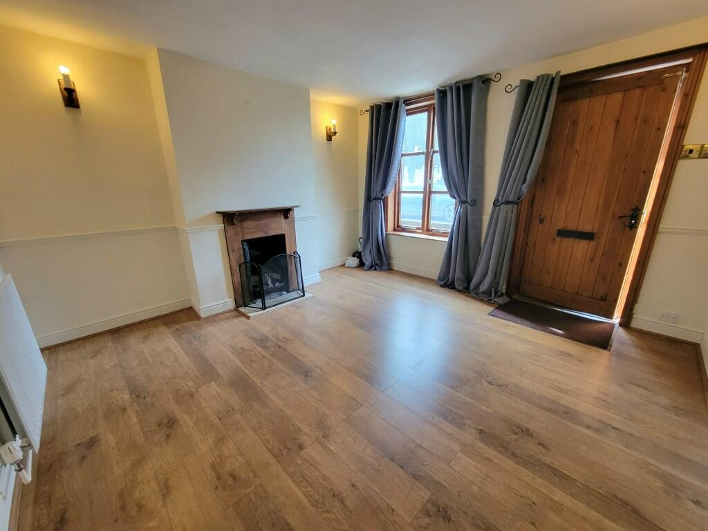 Main image of property: High Street, Sproughton, Ipswich, Suffolk, IP8