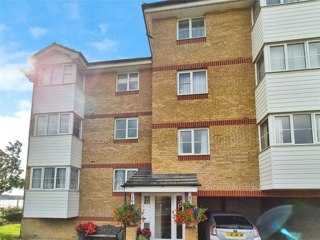 Main image of property: Esplanade, Rochester, Kent, ME1