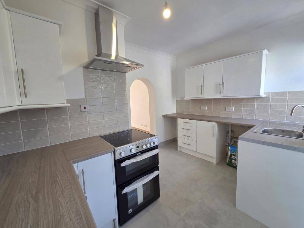 House in Gosport, Hampshire - View 2