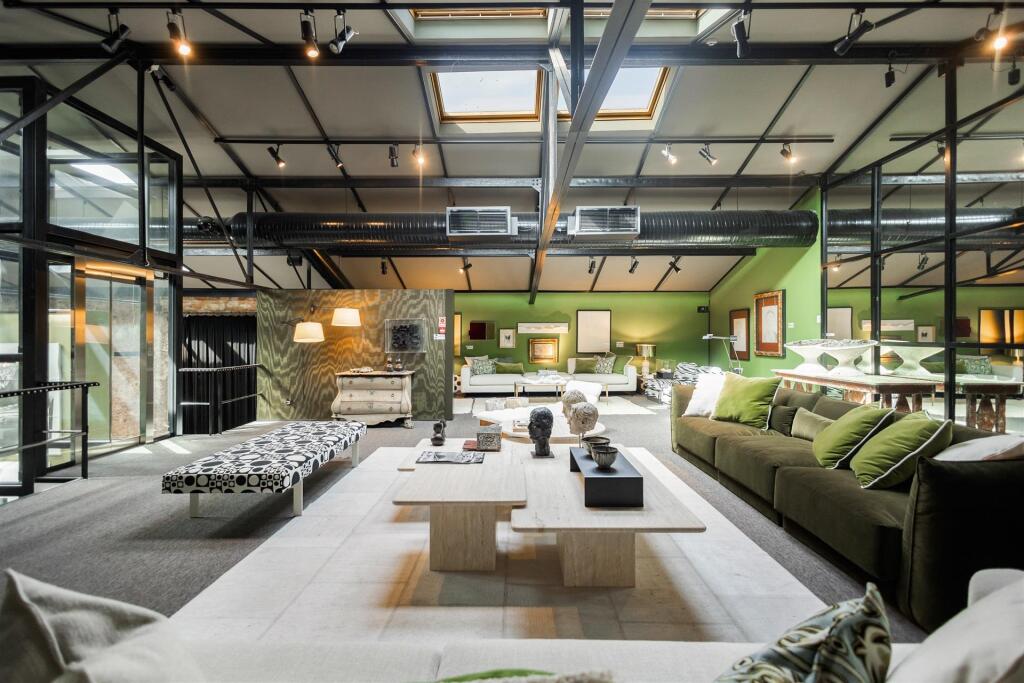 Main image of property: Lisbon, Lisbon