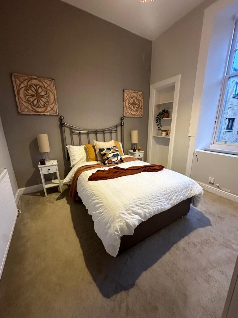 Apartment in Bearsden, Hillfoot, East Dunbartonshire - View 4