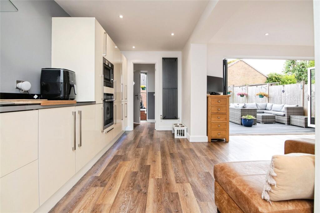 Additional image 6 of Johnsons Grove, Oldbury, West Midlands, B68