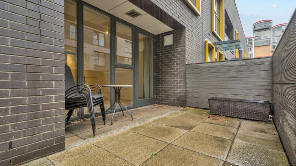 Apartment in London, Royal Borough of Greenwich - View 5