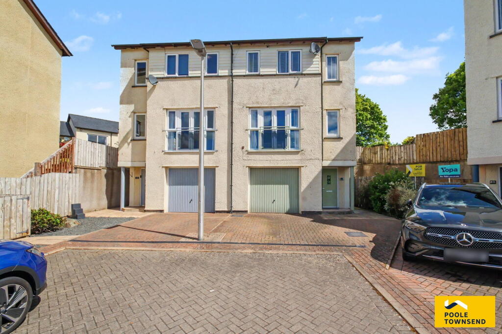 Main image of property: High Cragg Close, Kendal, LA9 6HN