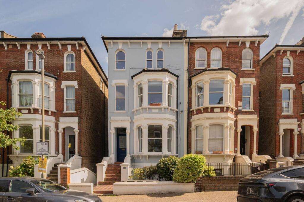 Main image of property: Ramsden Road, Balham, London, SW12