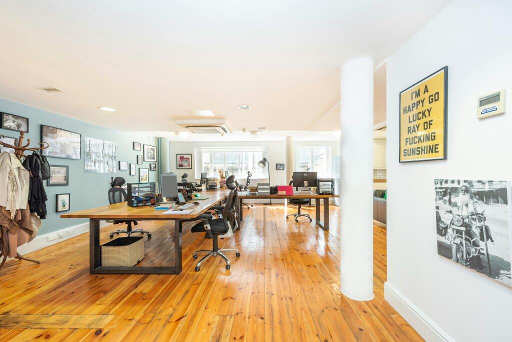 office 8.jpg