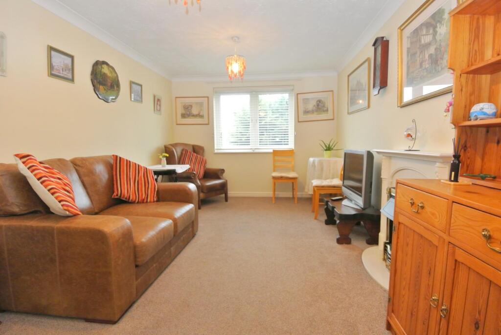 Perrin Court, Parkland Grove, Ashford photo 2
