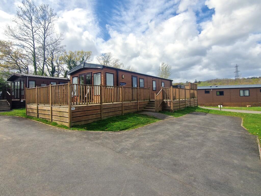 3-bed caravan on The Brambles, Finlake Park, Finlake, Newton Abbot,  TQ13 0EJ, £65,000