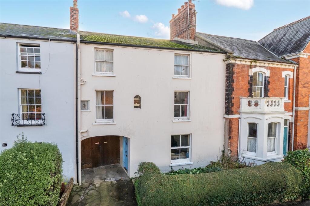 5-bed terraced on St. Andrews Road, Bridport, £400,000