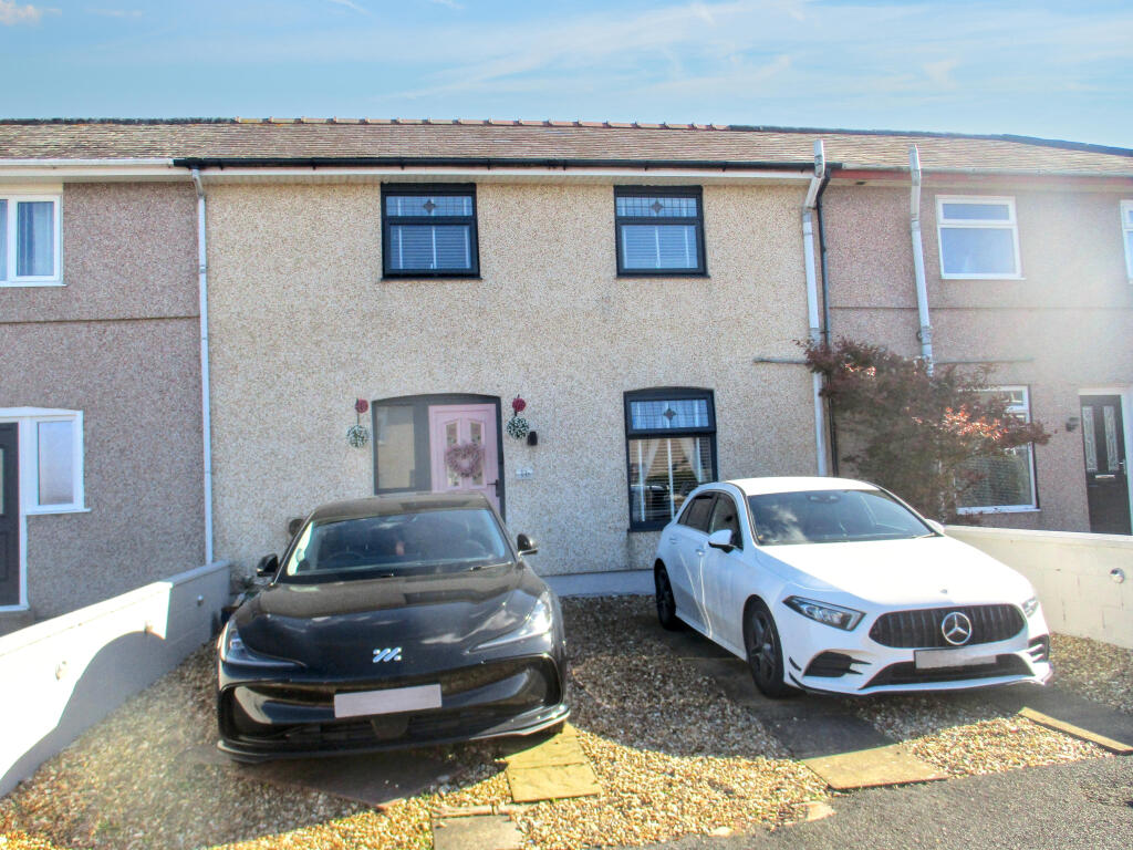 Main image of property: 16 Dunedin Road, Eastriggs, Dumfries and Galloway, DG12 6QE