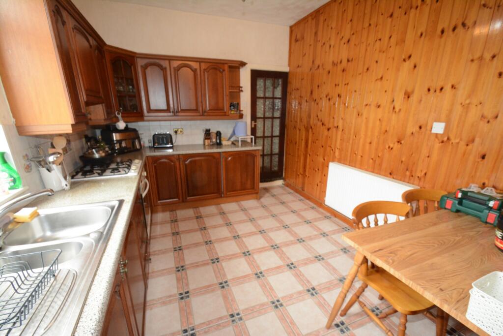 House in Tameside, Greater Manchester - View 4